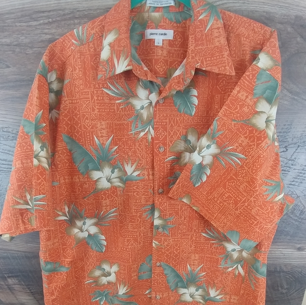 Pierre Cardin Lg SS Shirt, Beautiful Floral Print